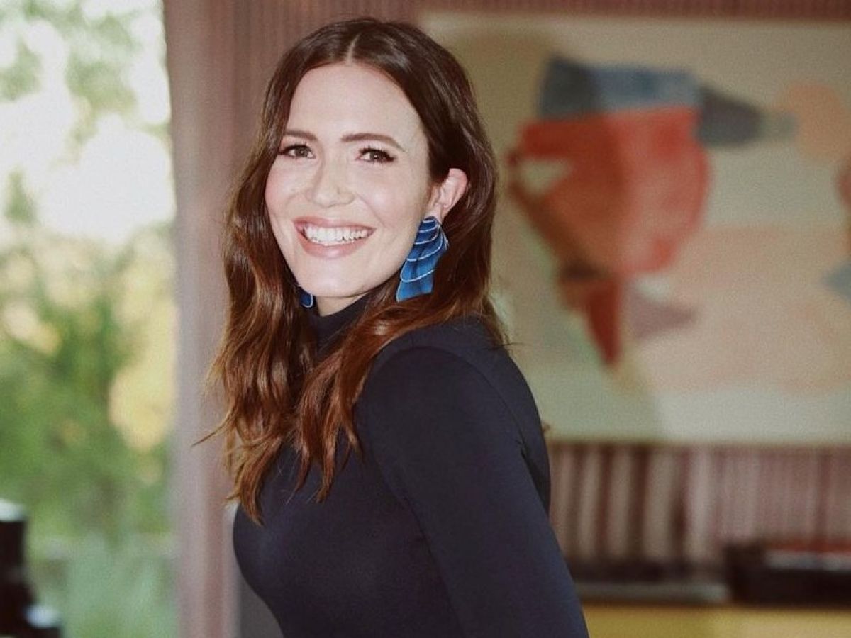 Mandy Moore la actriz de This is Us mostró la primera foto de su hijo