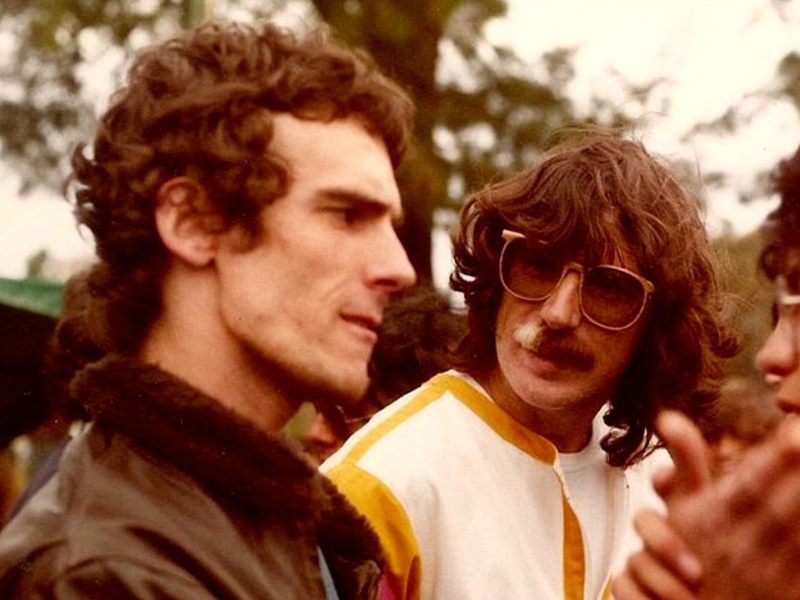 Los Mensajes De Charly Garc A Y Fito P Ez Para Luis Spinetta En El D A