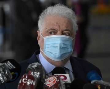 'Vacunatorio VIP': quiénes son los personajes que recibieron las dosis en el Ministerio de Salud