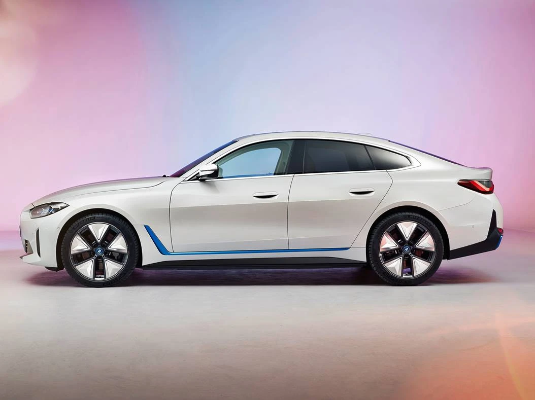 BMW i4