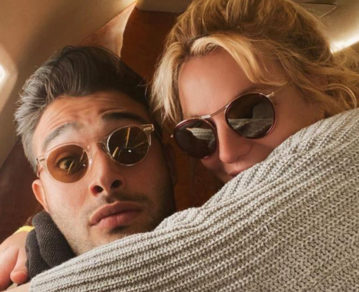 El hilarante video en el baño con el que Britney Spears  saludó por su cumpleaños a su novio, Sam Asghari
