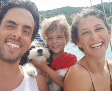 La increíble historia de una familia argentina que lo dejó todo para irse a vivir en un barco en Brasil