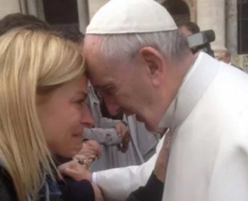 Qué le confesó Eugenia Tobal al papa Francisco en el encuentro íntimo que desató un escándalo