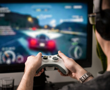 Cuáles son los tres videojuegos que se vienen en abril y que sólo estarán disponibles para el servicio de suscripción PlayStation Plus