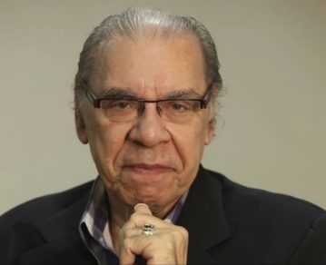 Enrique Pinti: "Este gobierno está distraído, pero el de Macri fue peor"