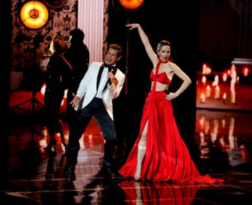Natalia Oreiro y Carlos Baute se dieron un apasionado y sorpresivo beso en el show de los Premios Platino