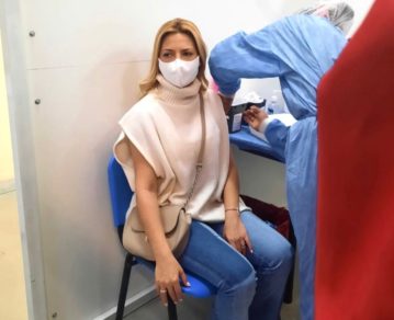 Fabiola Yáñez embarazada: la Primera Dama mostró cómo recibió la primera dosis de la vacuna por recomendación médica
