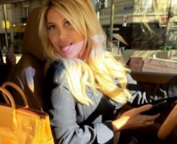 Wanda Nara lució una cartera de la marca Hèrmes que cotiza lo mismo que un auto 0 km