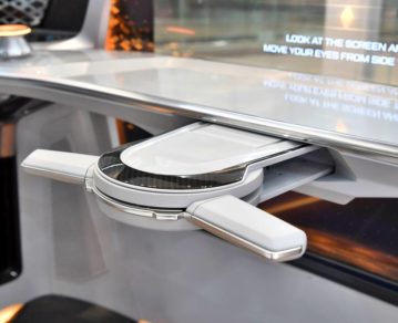 Hyundai piensa en el futuro y patenta un volante plegable