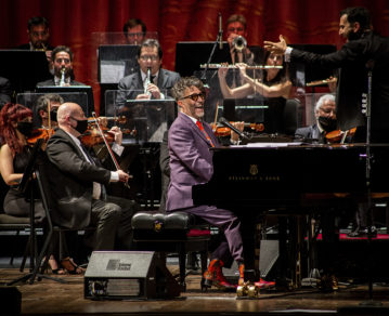 Fito celebró a Charly García: todas las fotos del homenaje en el Teatro Colón