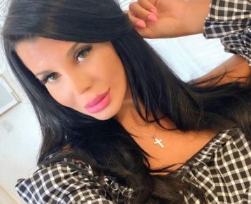 Charlotte Caniggia probó el locro por primera vez y lo definió de una forma muy particular