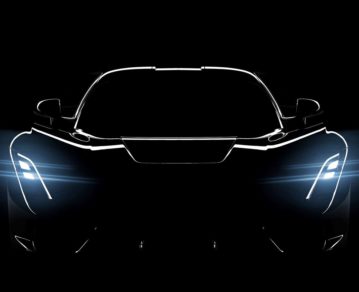 Hennessey presentó un Hyper-GT eléctrico de seis ruedas que costará tres millones de dólares