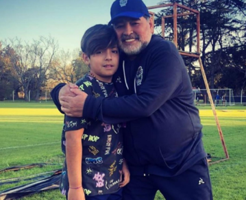 El curioso posteo de Benjamín Agüero en homenaje a su abuelo, Diego Maradona