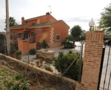 Parricidio en España: este podría ser el motivo que llevó al joven de 15 años a matar a toda su familia