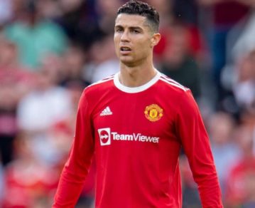 El emotivo mensaje de Cristiano Ronaldo tras regresar al Manchester tras la muerte de su bebé