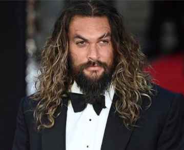 Aquaman: Jason Momoa tuvo que pedir perdón luego de visitar el Vaticano