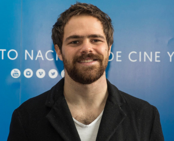 Peter Lanzani habló de sus ex, Lali Espósito y Tini Stoessel, y lanzó una contundente defensa a la China Suárez