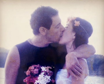 La historia de amor de Natalia Oreiro y Ricardo Mollo: se conocieron en un centro hindú, llevan 20 años de casados y tienen un hijo de diez años, Atahualpa