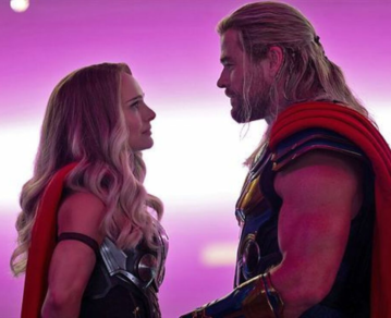 El misterioso motivo por el que Chris Hemsworth dejó de comer carne para besar a Natalie Portman, su compañera de reparto en 'Thor: Love and Thunder'