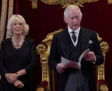 Carlos III fue proclamado rey de Inglaterra en una tradicional ceremonia: "Soy profundamente consciente de esta gran herencia"