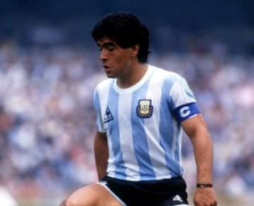 Volvieron a fabricar la camiseta de la Selección de 1986 con la que Diego Maradona fue campeón del mundo