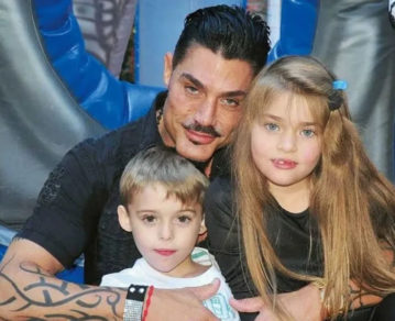 Marta Fort se emocionó al ver el teaser de la serie de su papá: "Tu sueño era trascender y se está haciendo realidad"