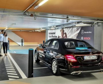 Mercedes-Benz ayuda a desarrollar un estacionamiento automatizado sin conductor