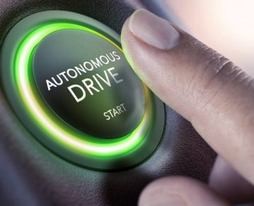 El gigante automotriz que avanza en la IA y la conducción autónoma