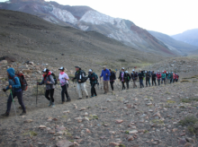 mujeres jovenes con cancer travesía en la cordillera de los andes