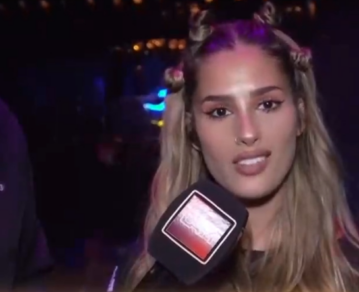 Julieta Poggio contó cómo fue trabajar con Flor Vigna en el videoclip de "Mal ahí"