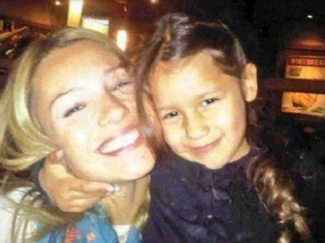 Pampita con su hija Blanca Vicuña