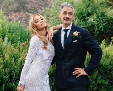 Boda secreta: Rita Ora compartió el álbum de fotos inédito de su unión con Taika Waititi, su mejor amigo