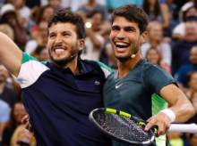 Sebastian Yatra debuto en el tenis con su gran amigo Carlos Alcaraz