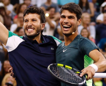 Cómo se preparó Sebastián Yatra para debutar en el tenis con su amigo Carlos Alcaraz