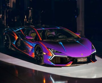 Lamborghini fusiona la velocidad y el arte con el Revuelto Opera Unica