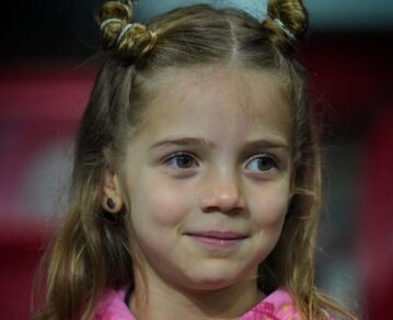 El lujoso look de Isabella para alentar a su papá, Mauro Icardi
