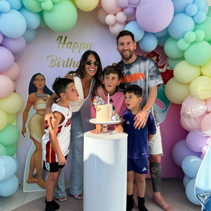 El increíble cumpleaños temático de Antonela Roccuzzo: princesas, globos y  una torta súper especial – GENTE Online