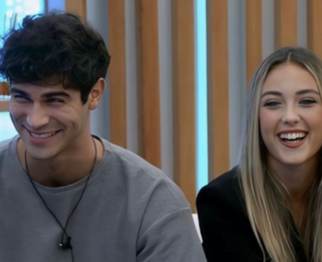Nicolás se la jugó y por primera vez se besó con Florencia en la casa de Gran Hermano