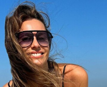 Las fotos al natural de Pampita durante sus vacaciones en la playa