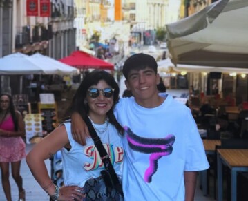 Las fotos del aventurero viaje de Gianinna Maradona y su hijo, Benjamín Agüero a Europa
