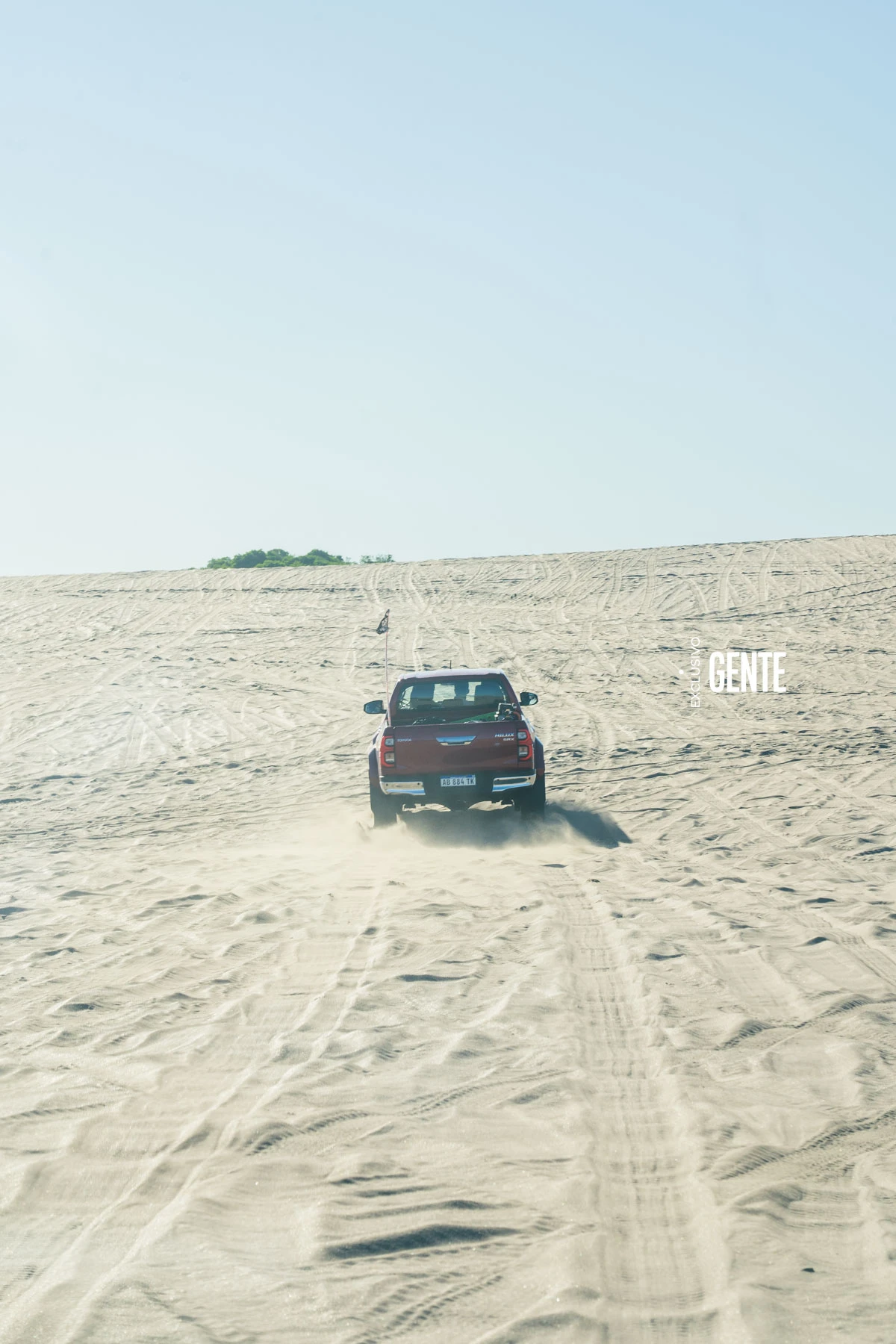 La travesía off road tuvo subidas, bajadas y curvas en un terreno que desafió el motor de los vehículos.