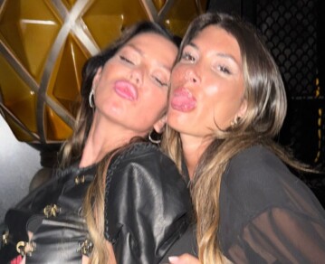 Así fue el íntimo festejo de cumpleaños de Karina Jelinek con Flor Parise en Miami: las fotos de una cena romántica